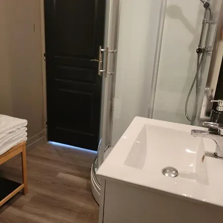 6 Du Temple 2 & Parking *